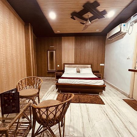 The For You Hotel & Restaurant Rishīkesh Dış mekan fotoğraf