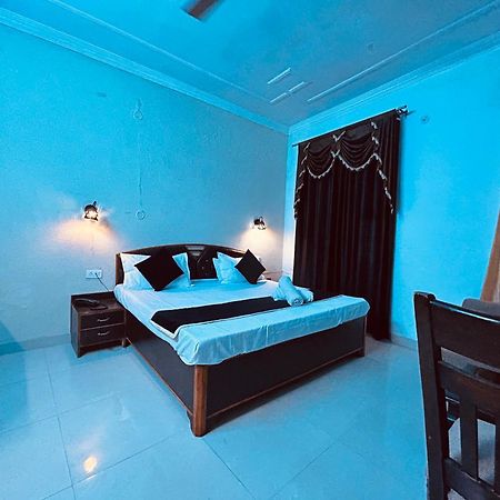The For You Hotel & Restaurant Rishīkesh Dış mekan fotoğraf