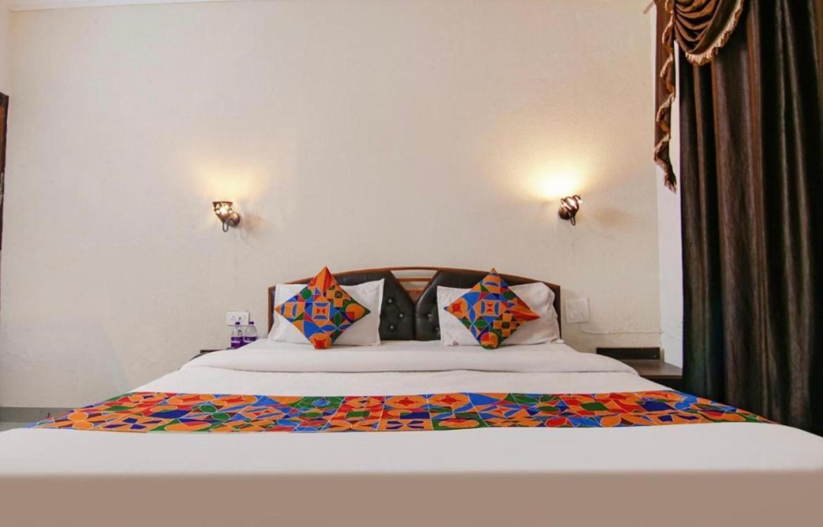 The For You Hotel & Restaurant Rishīkesh Dış mekan fotoğraf