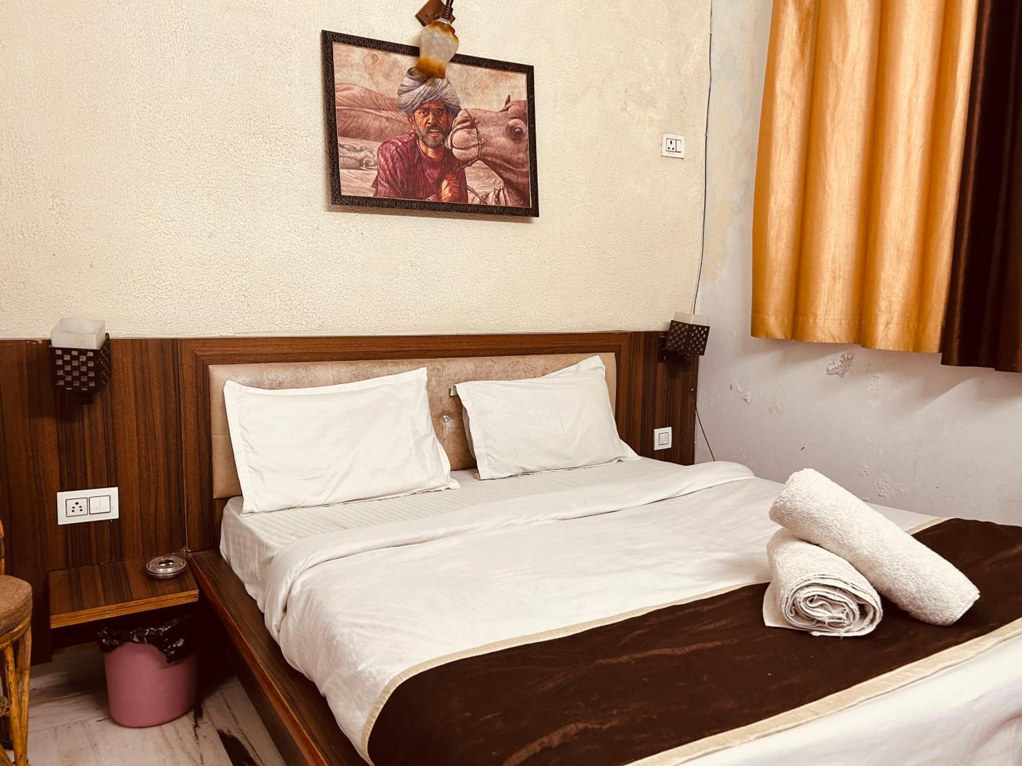 The For You Hotel & Restaurant Rishīkesh Dış mekan fotoğraf
