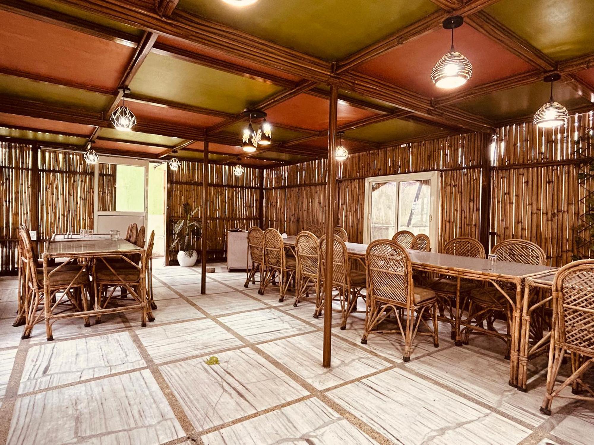 The For You Hotel & Restaurant Rishīkesh Dış mekan fotoğraf