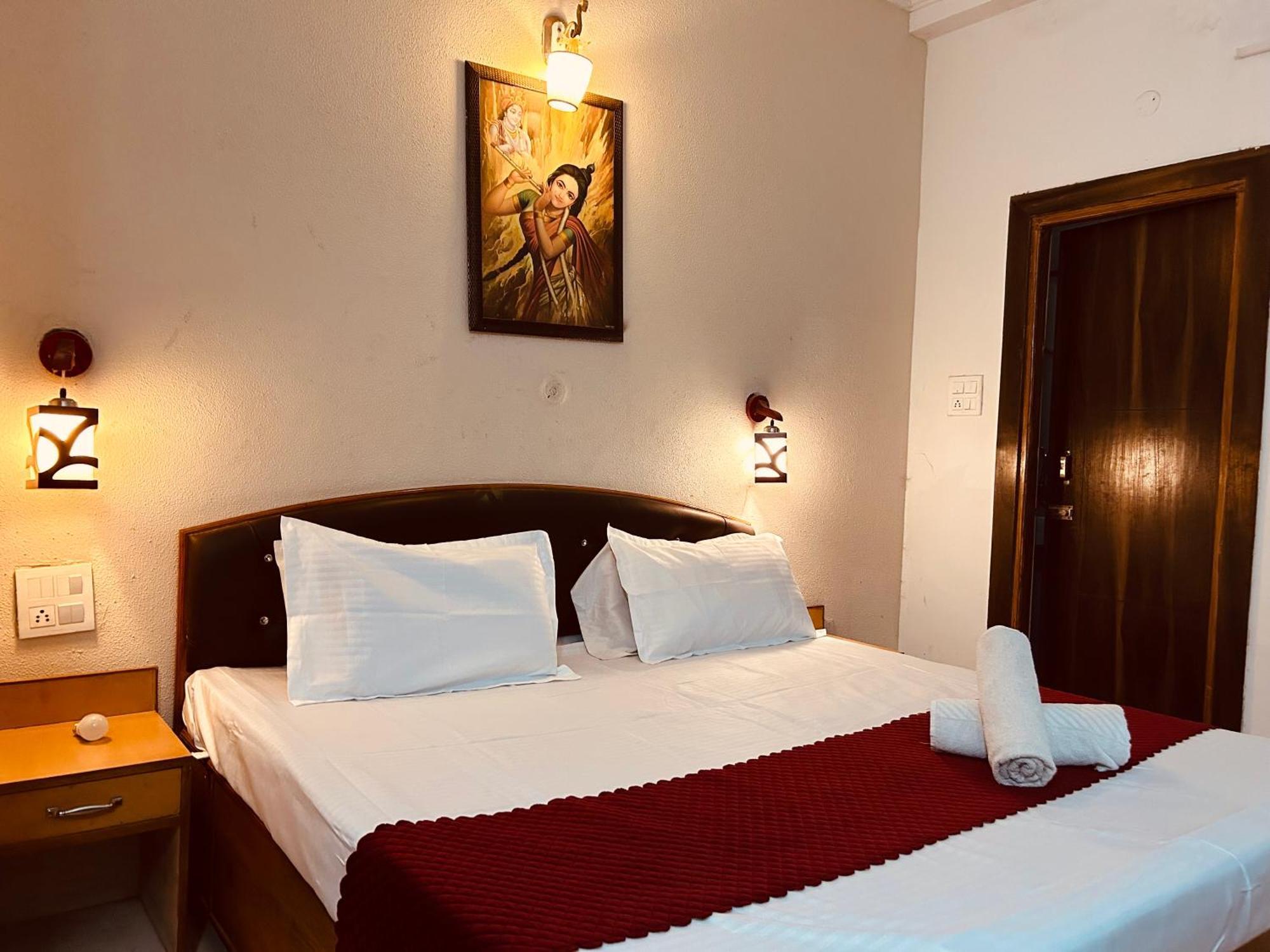 The For You Hotel & Restaurant Rishīkesh Dış mekan fotoğraf
