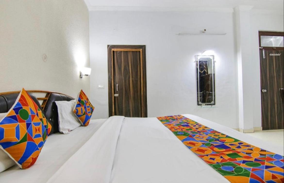 The For You Hotel & Restaurant Rishīkesh Dış mekan fotoğraf